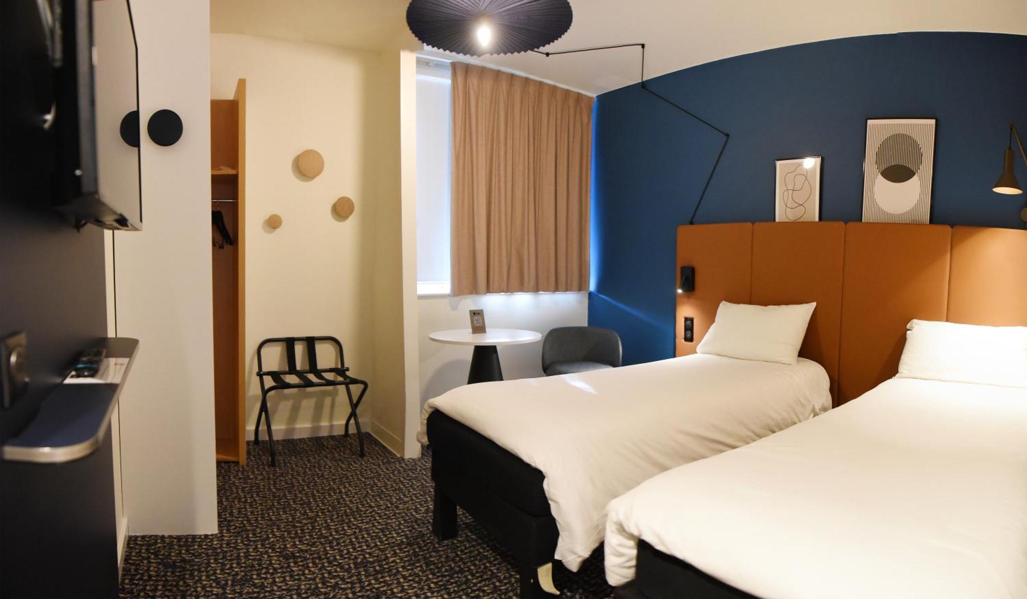 Ibis Laval Le Relais D'armor Hotel Change (Mayenne)