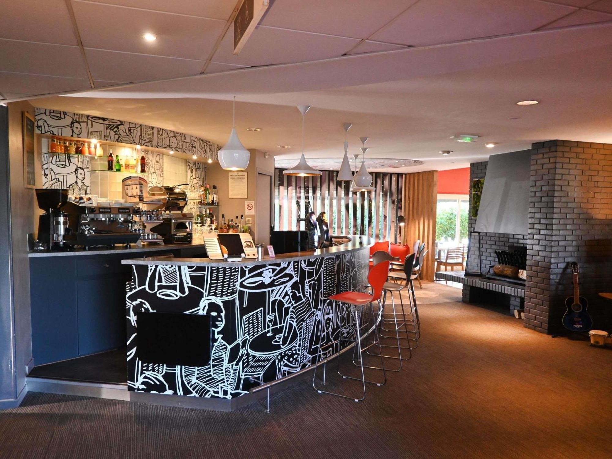 Ibis Laval Le Relais D'armor 3*