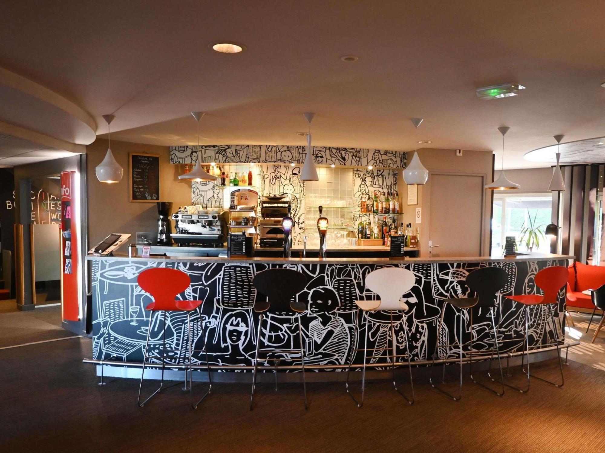 Ibis Laval Le Relais D'armor