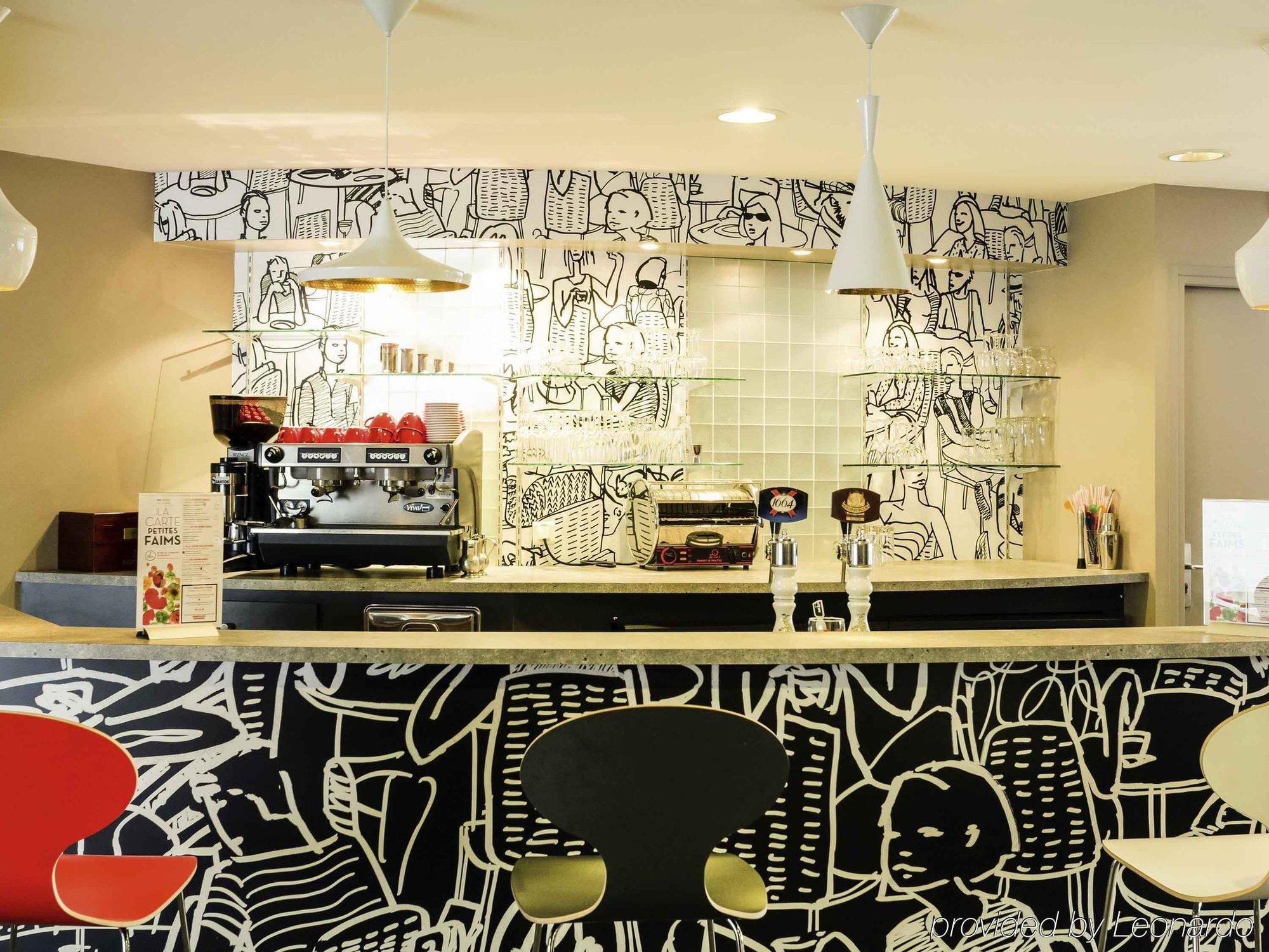 Ibis Laval Le Relais D'armor Hotel