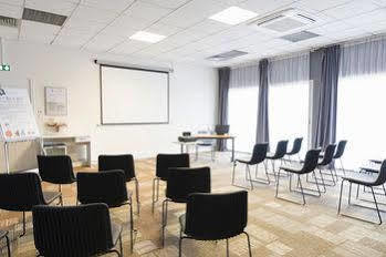 Ibis Laval Le Relais D'armor